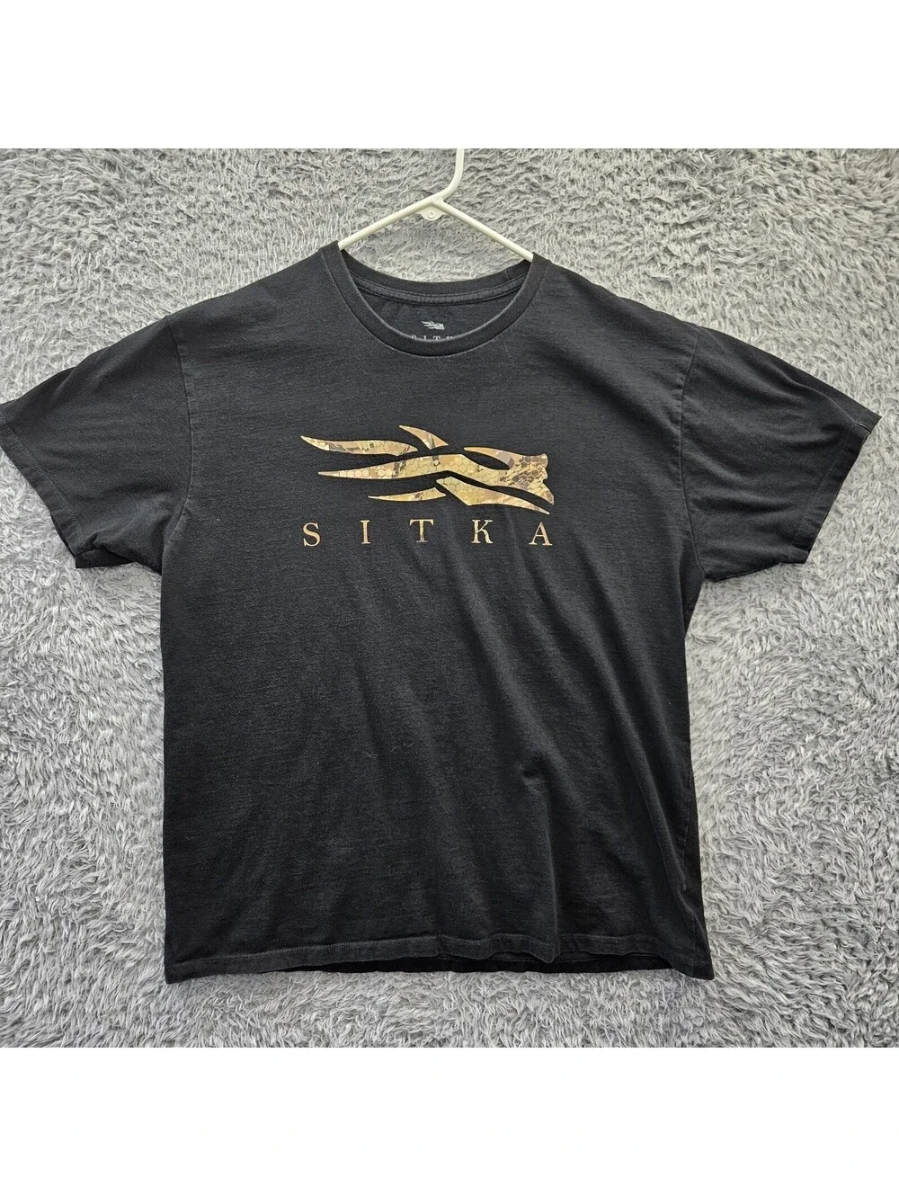 SITKA Gear T Shirt Men XL Logo T Shirt 100% Cotton Heavyweight